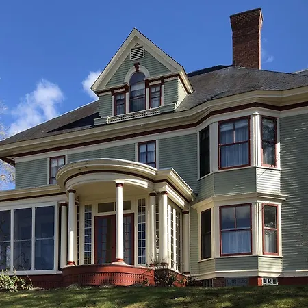 Guilford Bed And Breakfast-3