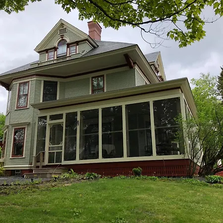 Guilford Bed And Breakfast-2
